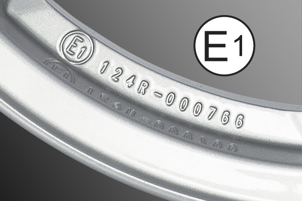 ECE-Prüfzeichen auf einem Leichtmetallrad